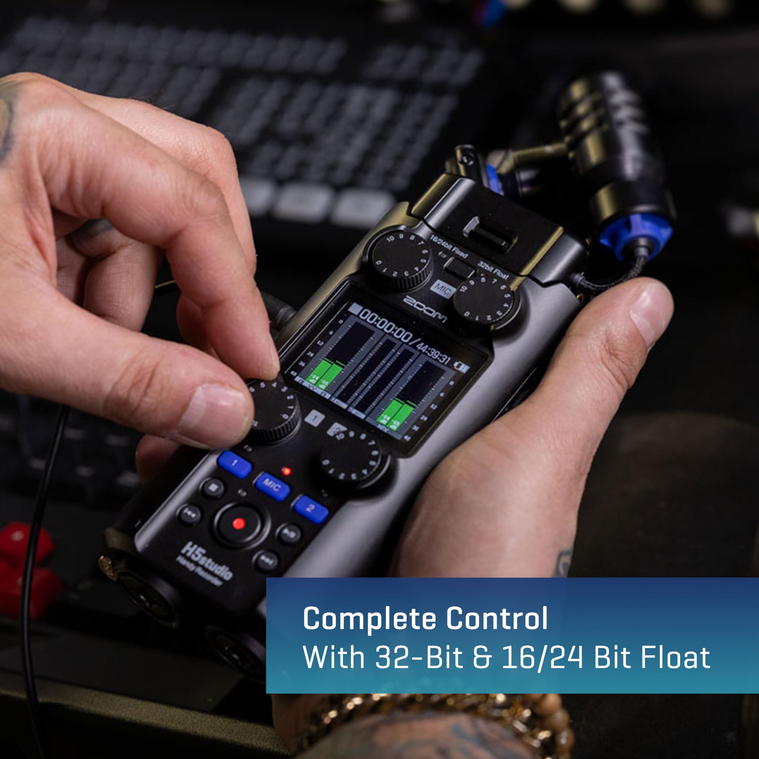 Zoom H5 Studio Handheld Recorder for Musicians, Podcasters & Filmmakers with Large Stereo Microphones, 2 Pro Quality Preamps, 6 Tracks of Recording, 32-Bit Float and USB Audio Interface - Image 4